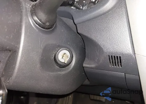 2013 Toyota Corolla S z USA, uszkodzony, nr VIN 2T1BU4EE2DC966841